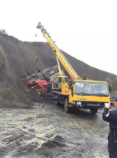 平顺上犹道路救援